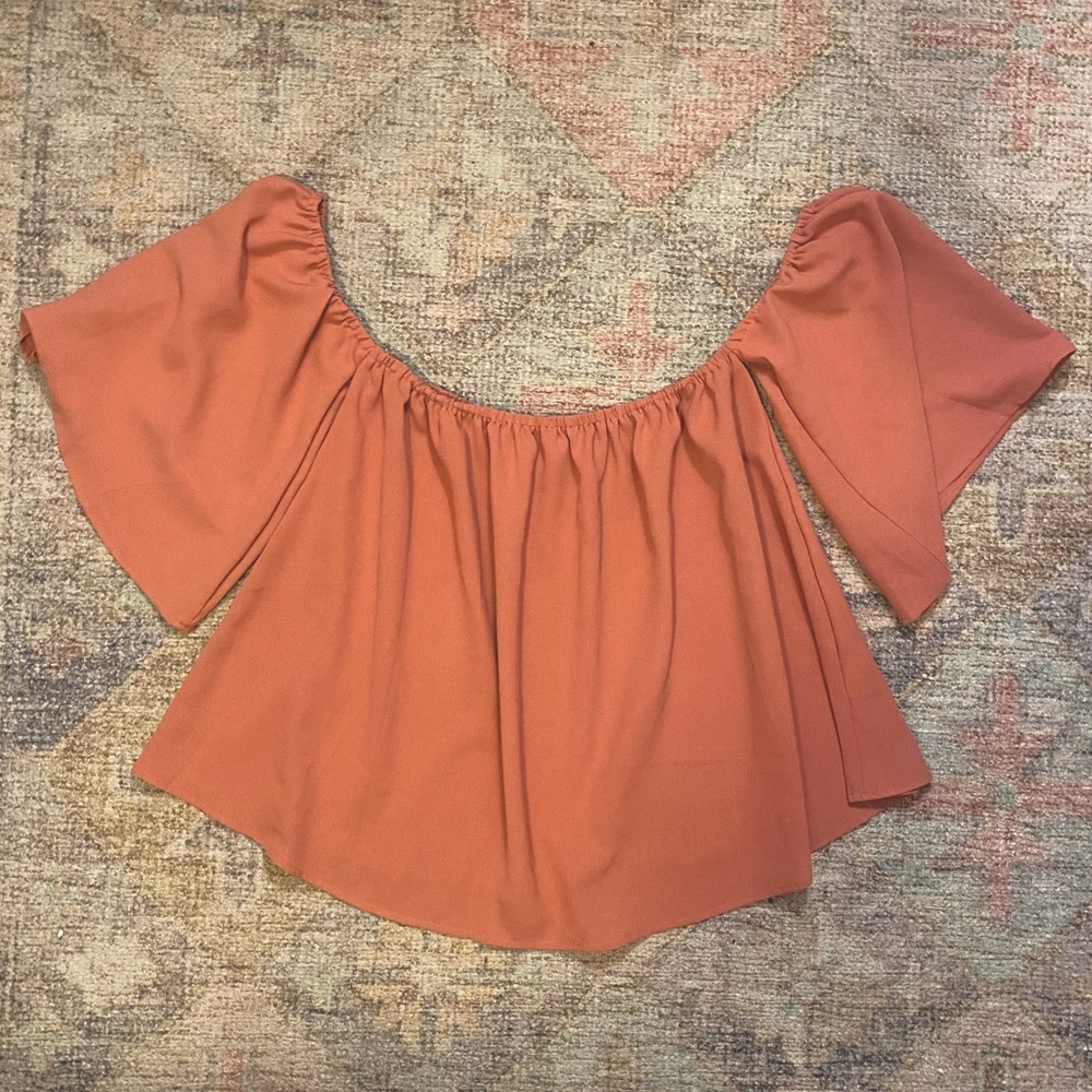 BLUETIME Off the Shoulder Flowy Top in Dusty Rose